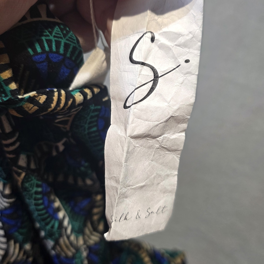 Silk & Salt NWT Elegant Blue and Green Patterned Wrap Dress Small PTP 19 - Picture 5 of 7